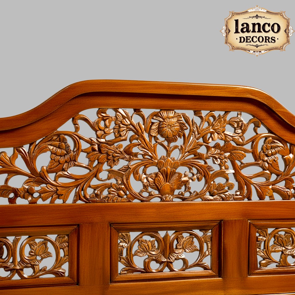 Zar-e-Lakdi Canopy Bed - Image 6